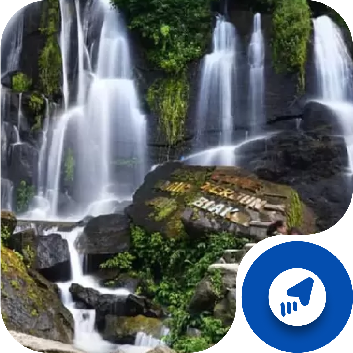 Air Terjun Bah Biak, lokasi alam indah yang dapat dikunjungi dalam perjalanan travel Medan ke Pekanbaru.