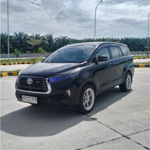 Toyota Innova modern - Armada terbaru travel Medan ke Pekanbaru